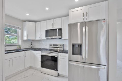 Casa en venta en West Palm Beach, Florida, 3 dormitorios, 124.58 m2 № 2315441 - foto 14