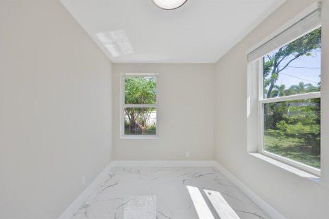 Casa en venta en West Palm Beach, Florida, 3 dormitorios, 124.58 m2 № 2315441 - foto 23