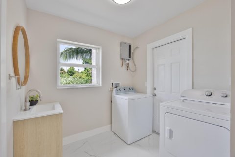 Casa en venta en West Palm Beach, Florida, 3 dormitorios, 124.58 m2 № 2315441 - foto 19