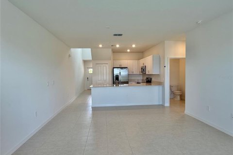 Townhouse in Parrish, Florida 4 bedrooms, 209.12 sq.m. № 1808405 - photo 3