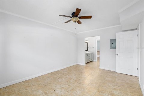 Condo in Seminole, Florida, 2 bedrooms  № 1850173 - photo 14