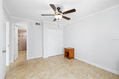 Condo in Seminole, Florida, 2 bedrooms  № 1850173 - photo 19
