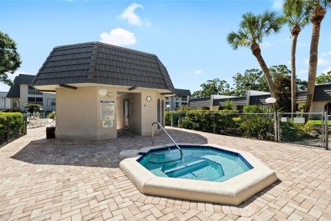 Condo in Seminole, Florida, 2 bedrooms  № 1850173 - photo 28