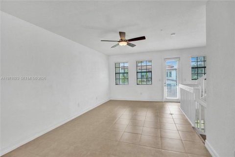Condominio en alquiler en Pembroke Pines, Florida, 3 dormitorios, 181.62 m2 № 2042644 - foto 13