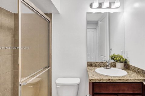 Condominio en alquiler en Pembroke Pines, Florida, 3 dormitorios, 181.62 m2 № 2042644 - foto 8