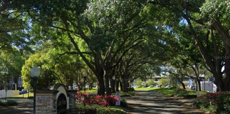 Condominio en Orlando, Florida, 2 dormitorios № 1786420