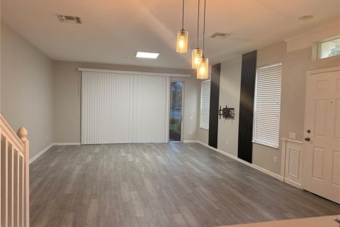 Copropriété à louer à Orlando, Floride: 3 chambres, 154.68 m2 № 2403461 - photo 10