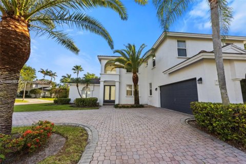 House in Palmetto Bay, Florida 6 bedrooms, 344.67 sq.m. № 2067477 - photo 18