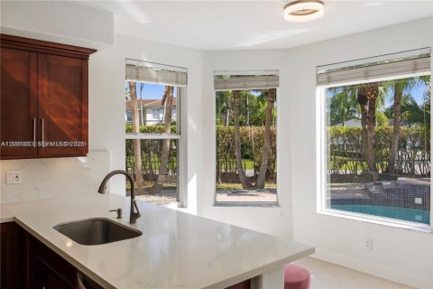 House in Palmetto Bay, Florida 6 bedrooms, 344.67 sq.m. № 2067477 - photo 27