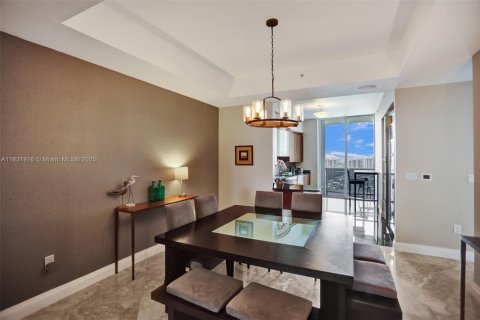 Condominio en alquiler en Sunny Isles Beach, Florida, 3 dormitorios, 174.01 m2 № 1934350 - foto 9