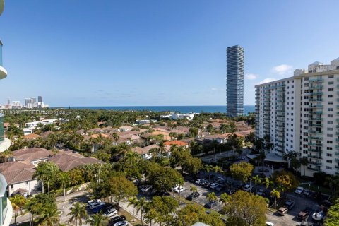 Condominio en venta en Sunny Isles Beach, Florida, 1 dormitorio, 93.37 m2 № 2030682 - foto 29
