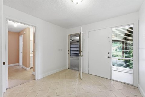 House in Orlando, Florida 3 bedrooms, 183.3 sq.m. № 2330096 - photo 13