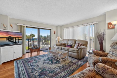Copropriété à vendre à Flagler Beach, Floride: 3 chambres, 159.98 m2 № 2198312 - photo 9