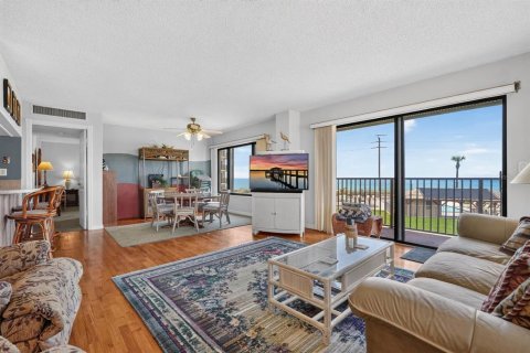 Copropriété à vendre à Flagler Beach, Floride: 3 chambres, 159.98 m2 № 2198312 - photo 3