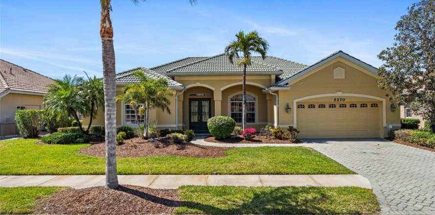House in North Port, Florida 3 bedrooms, 250.84 sq.m. № 1580431