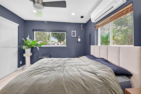 Casa en venta en Hollywood, Florida, 3 dormitorios, 96.9 m2 № 1928159 - foto 18
