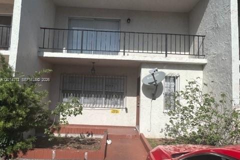 Touwnhouse à Miami, Floride 3 chambres, 150.5 m2 № 2076041