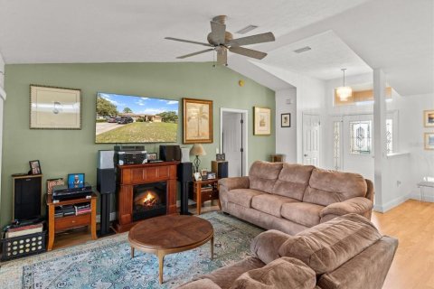 House in Lecanto, Florida 3 bedrooms, 163.51 sq.m. № 1824242 - photo 13