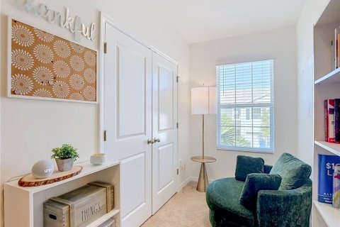 Touwnhouse à louer à Brandon, Floride: 3 chambres, 155.43 m2 № 2418568 - photo 11