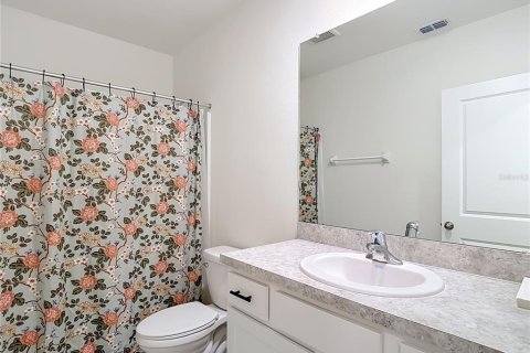 Touwnhouse à louer à Brandon, Floride: 3 chambres, 155.43 m2 № 2418568 - photo 12