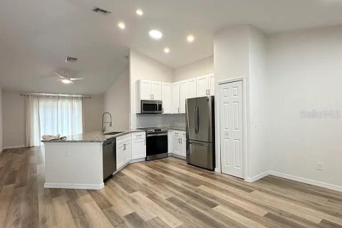 Casa en venta en Ocoee, Florida, 3 dormitorios, 139.73 m2 № 1806801 - foto 3