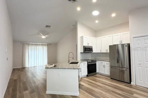 Casa en venta en Ocoee, Florida, 3 dormitorios, 139.73 m2 № 1806801 - foto 2
