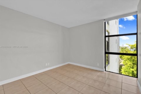 Condominio en venta en Sunny Isles Beach, Florida, 2 dormitorios, 83.05 m2 № 2274973 - foto 20