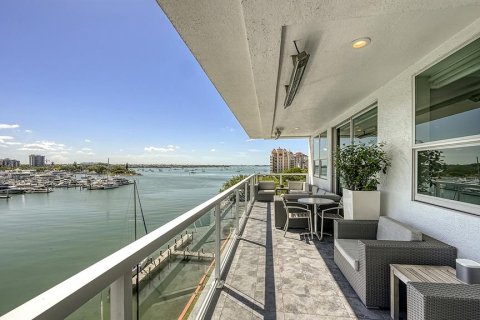 Condo in Sarasota, Florida, 3 bedrooms  № 2094600 - photo 6