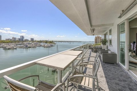Condo in Sarasota, Florida, 3 bedrooms  № 2094600 - photo 5