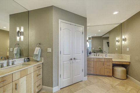 Condo in Sarasota, Florida, 3 bedrooms  № 2094600 - photo 26