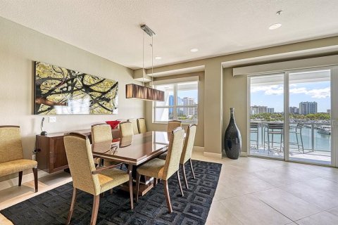 Condo in Sarasota, Florida, 3 bedrooms  № 2094600 - photo 13