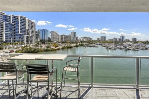 Condo in Sarasota, Florida, 3 bedrooms  № 2094600 - photo 4