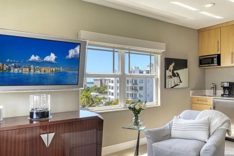 Condo in Sarasota, Florida, 3 bedrooms  № 2094600 - photo 24