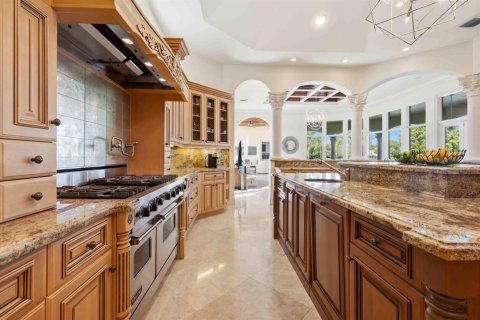 House in Boca Raton, Florida 8 bedrooms, 850.52 sq.m. № 2146966 - photo 24
