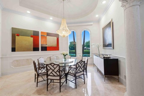 House in Boca Raton, Florida 8 bedrooms, 850.52 sq.m. № 2146966 - photo 18