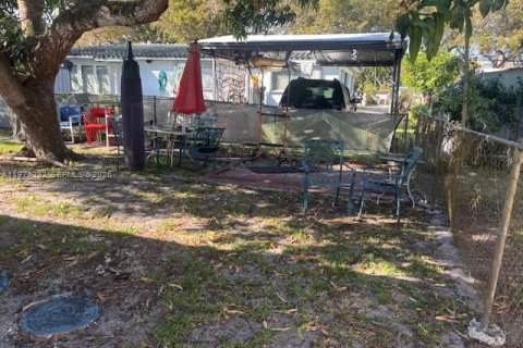 Купить виллу или дом в Норт-Майами, Флорида 3 спальни, 175.59м2, № 2045983 - фото 18