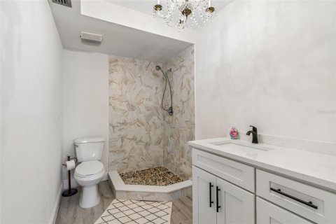 Copropriété à vendre à Gulfport, Floride: 2 chambres, 131.92 m2 № 2147620 - photo 20