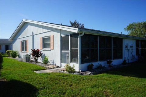 Condo in Sun City Center, Florida, 1 bedroom  № 1869391 - photo 4