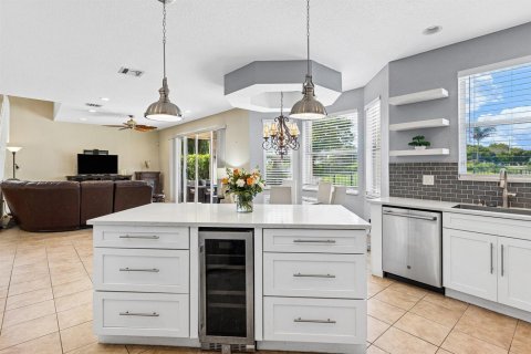 Villa ou maison à vendre à Royal Palm Beach, Floride: 5 chambres, 258.08 m2 № 2078442 - photo 12