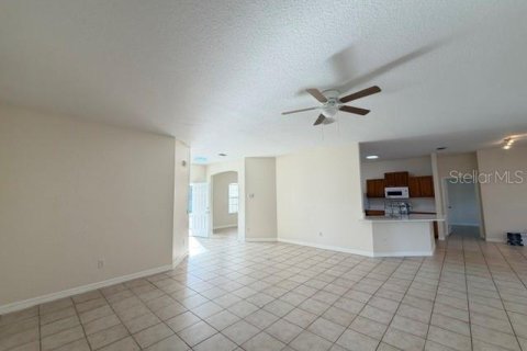 Villa ou maison à louer à Ocala, Floride: 4 chambres, 208.57 m2 № 2404705 - photo 9