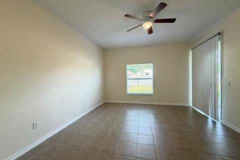 Villa ou maison à louer à Ocala, Floride: 4 chambres, 208.57 m2 № 2404705 - photo 13