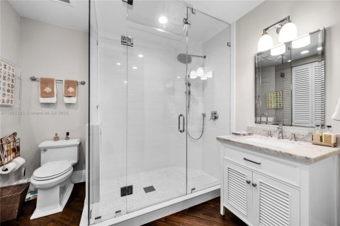 Condo in Coral Gables, Florida, 3 bedrooms № 1934058 - photo 25