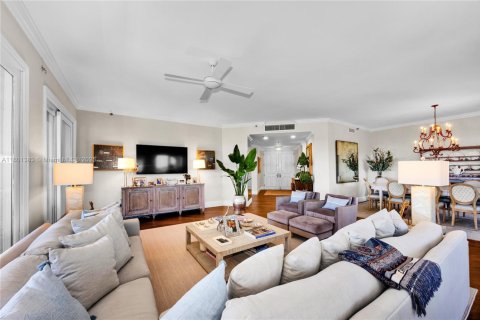 Condo in Coral Gables, Florida, 3 bedrooms № 1934058 - photo 9