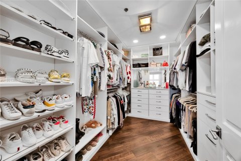 Condo in Coral Gables, Florida, 3 bedrooms № 1934058 - photo 21