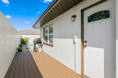 House in Tampa, Florida 3 bedrooms, 148.83 sq.m. № 1548116 - photo 29