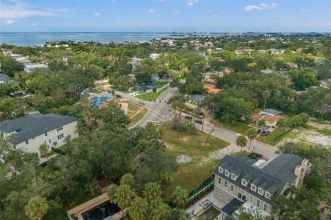 Terreno en venta en Tampa, Florida № 1915249 - foto 11