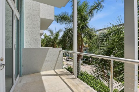 Condo in Delray Beach, Florida, 1 bedroom  № 2251658 - photo 17