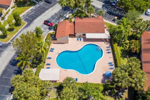 Condo in Coconut Creek, Florida, 2 bedrooms  № 1695468 - photo 24