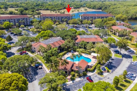 Condo in Coconut Creek, Florida, 2 bedrooms  № 1695468 - photo 18