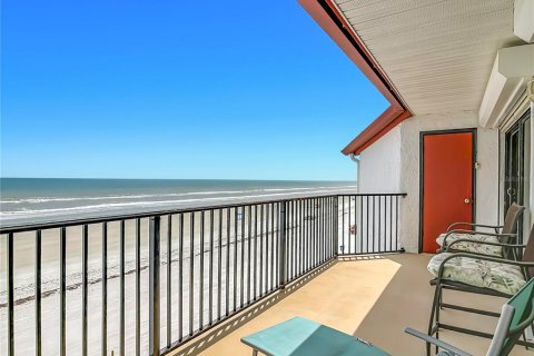Condo in New Smyrna Beach, Florida, 3 bedrooms  № 2205272 - photo 5